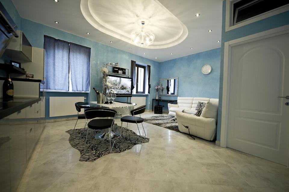 Appartamenti Luxury アルコ 部屋 写真